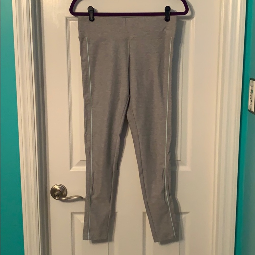VS yoga leggings